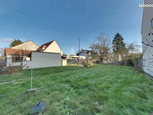 Terrain 463 m² OZOIR LA FERRIERE