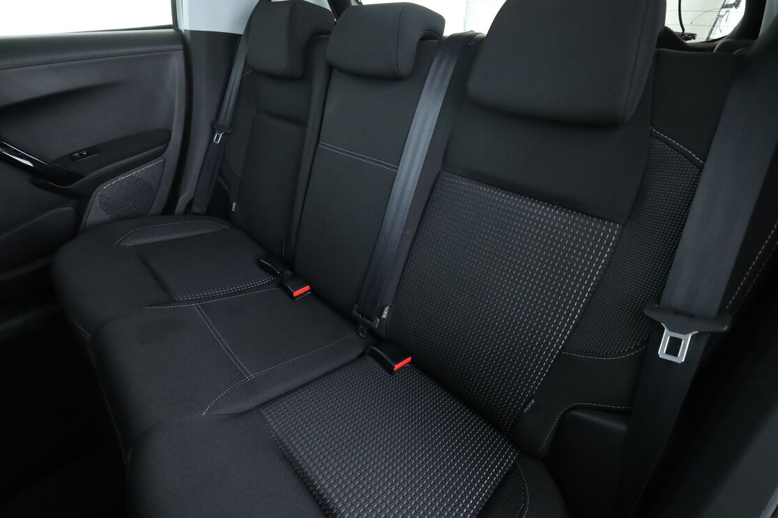 Peugeot 208 1.2 PureTech Allure EAT6 — photo 13