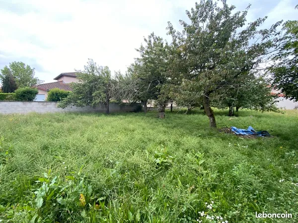 2 terrains de 450m² à Meximieux