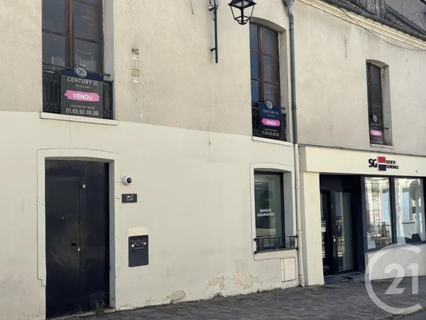 Local 113 m²