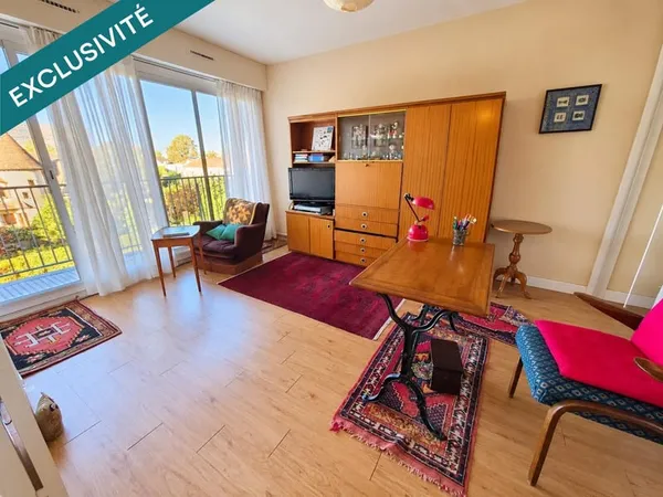 T3 dernier étage avec ascenseur avec balcon et parking