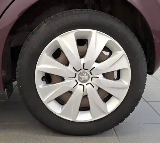 Peugeot 108 vti 72ch bvm5 — photo 50