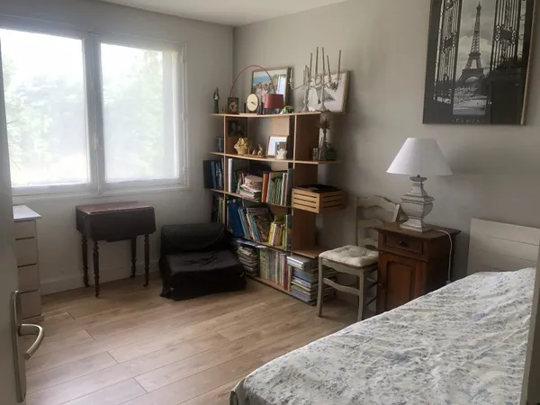 Loue chambre chez l'habitant