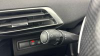 Peugeot 3008 1.6 PureTech 180ch S&S GT EAT8 — photo 28