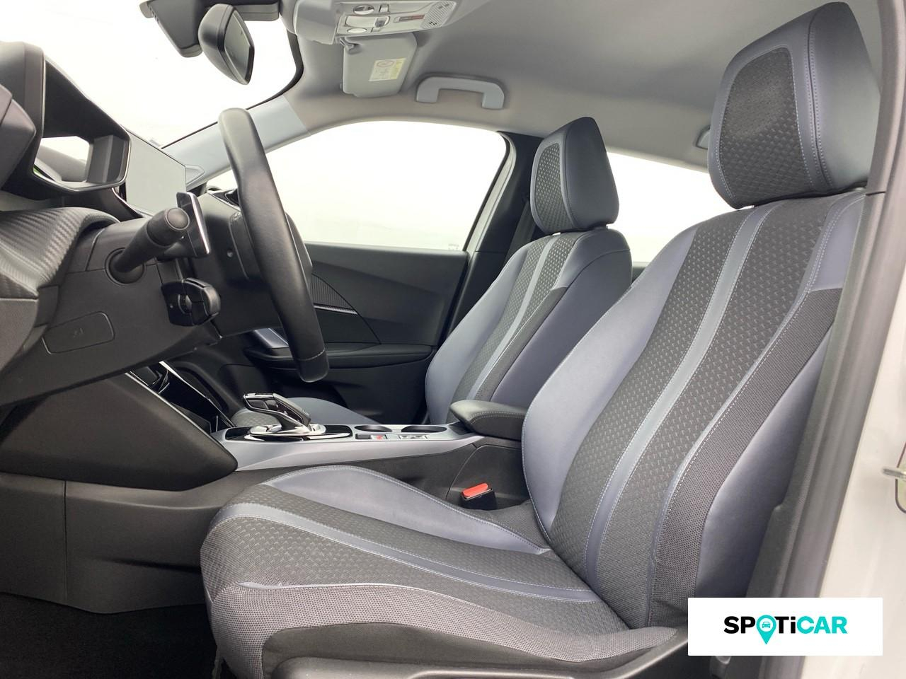 Peugeot 2008 1.2 puretech 130ch s&s allure eat8 — photo 9