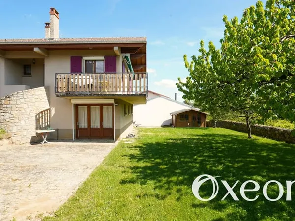 Maison vue vallée du Doux