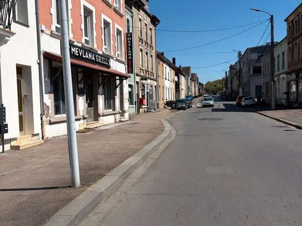Local commercial 180m2, à Longlaville