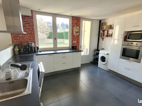 A louer bel appartement spacieux et lumineux de 86m2 Châteaugiron