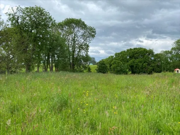 Terrain 1859 m²
