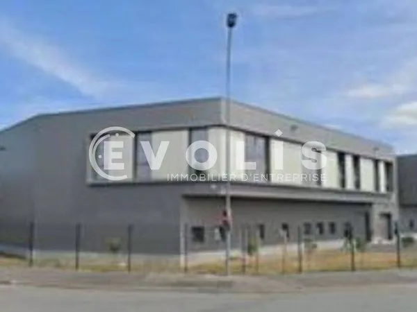 Local d'activité 3200 m²
