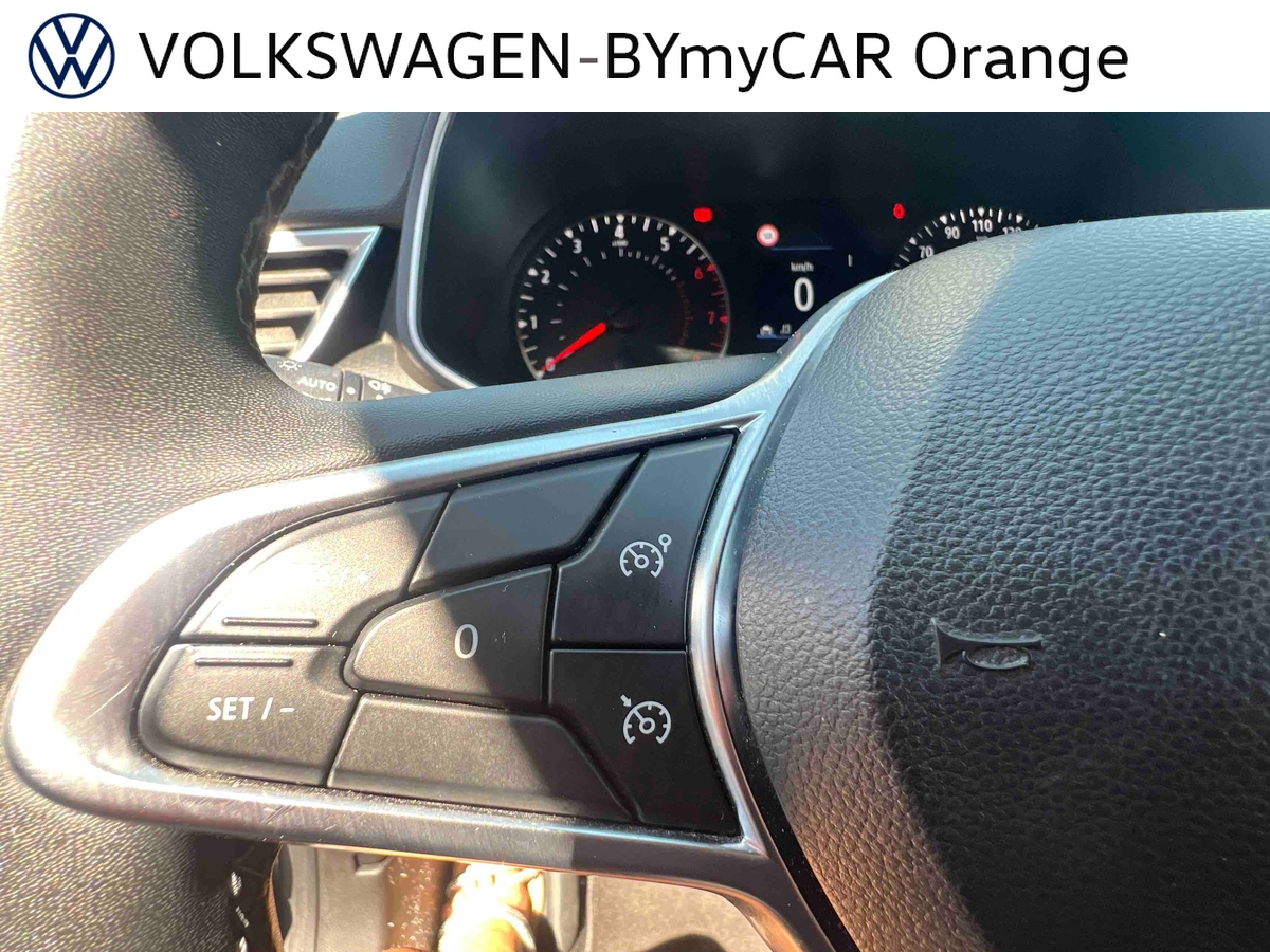 Renault Clio TCe 100 — photo 30