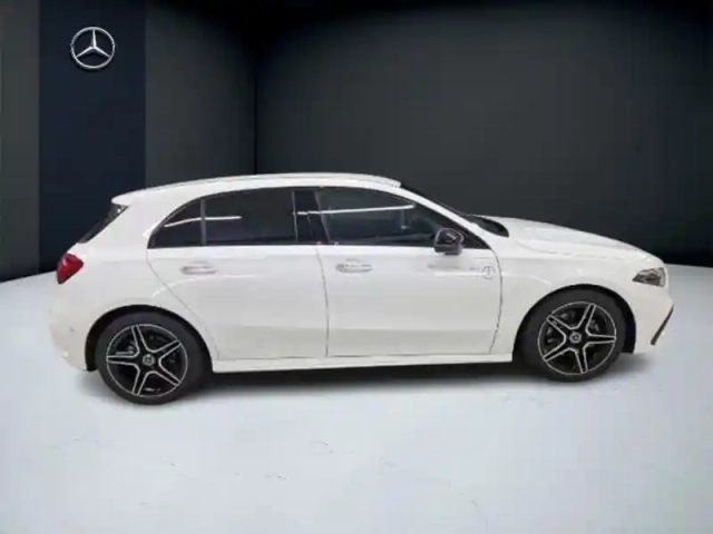 Mercedes Classe A 180 amg line — photo 6