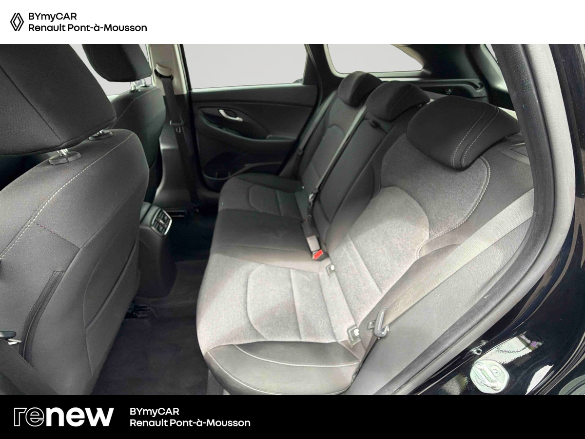 Hyundai i30 SW 1.0 T-GDi 120 DCT-7 Hybrid 48V — photo 12