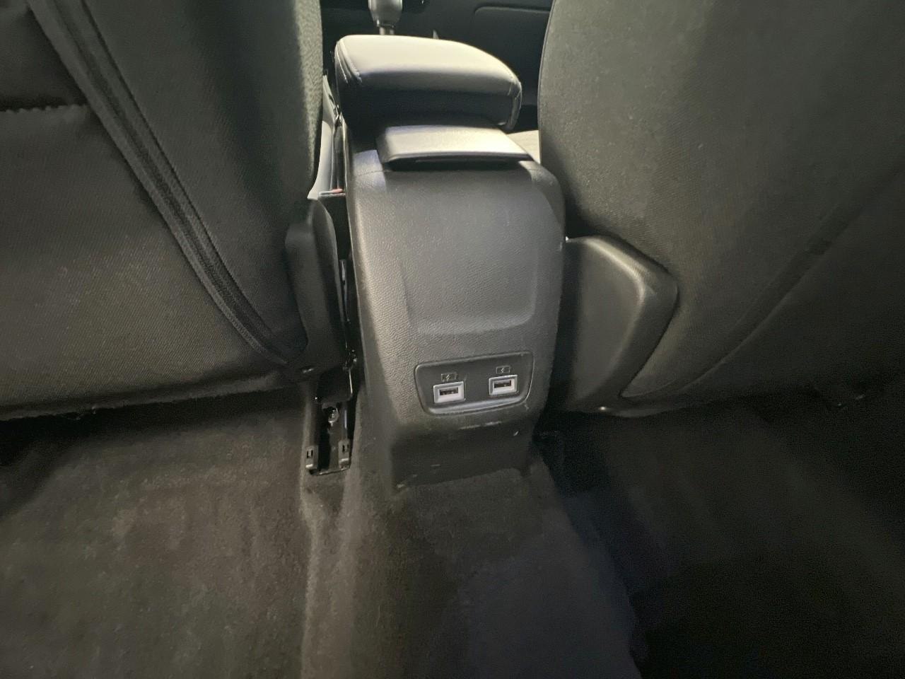 Peugeot 2008 puretech 100 s&s bvm6 allure pack — photo 15