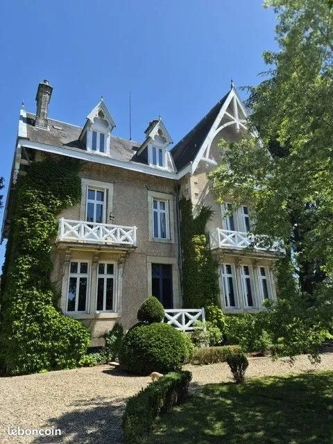Photo 12