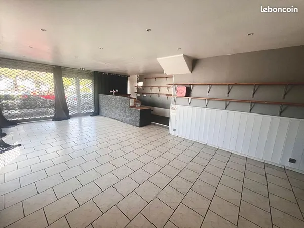 Local commercial 122 m² ORCHIES