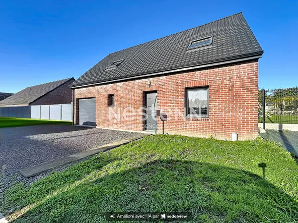 Pavillon individuel Semi plain pied, 4 chambres de 100 m² avec jardin et garage
