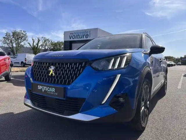 Peugeot 2008 puretech 155 s&amp;s eat8 — photo 1