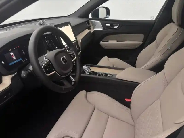 Volvo Xc60 t6 awd hybride rechargeable 253 ch+145 ch geartronic 8 — photo 8