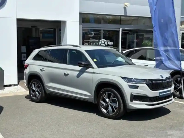 Skoda Kodiaq 2.0 tdi 150ch scr sportline dsg7 7 places — photo 2