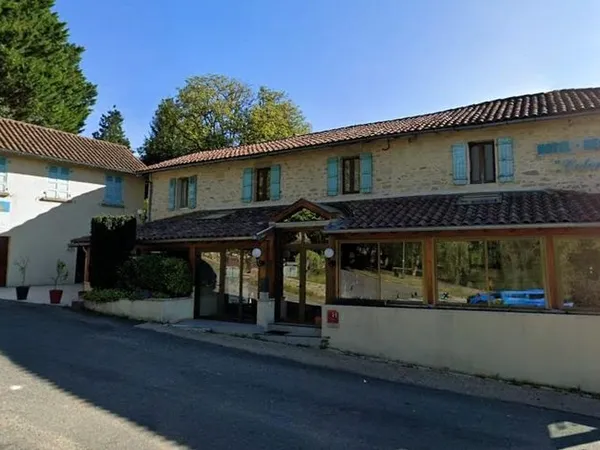 Local commercial 2756 m² Gorses