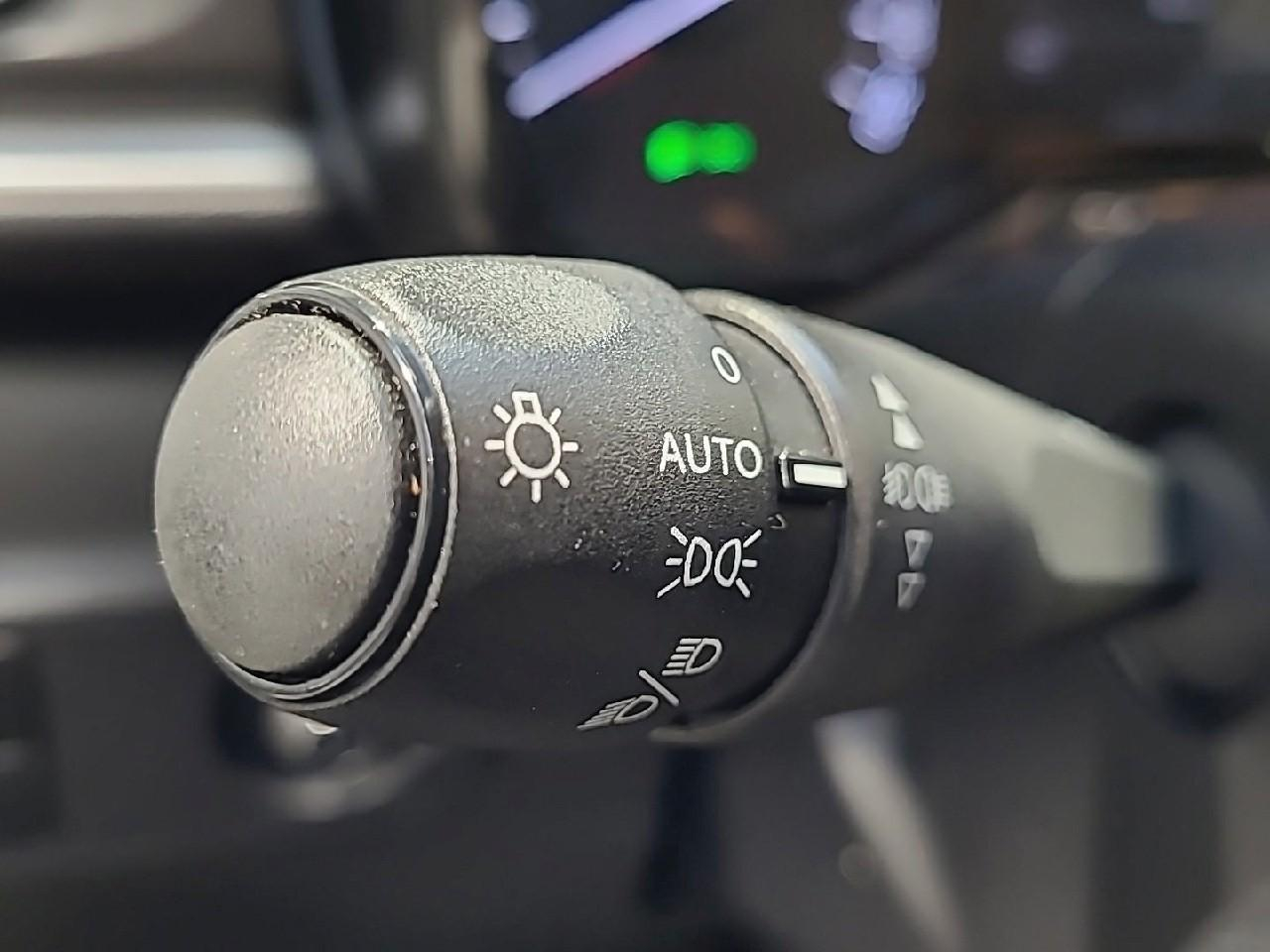 Citroën C3 puretech 110 s&s eat6 shine — photo 23