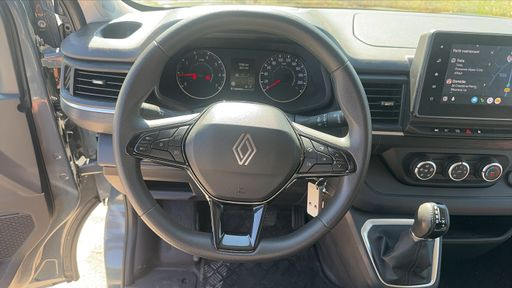 Renault Trafic VU 2.0 dCi 150 EDC7 - Red Edition Confort L1h1 – 2024 – 86545 km – Diesel – Boîte Automatique — photo 43