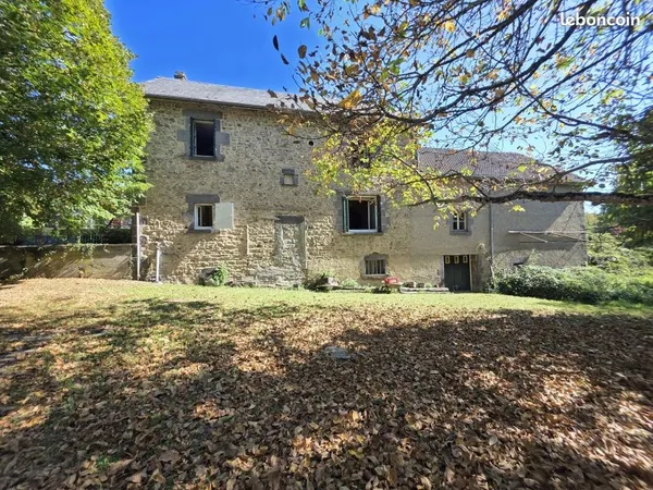 Propriété 7 pièces 131 m²