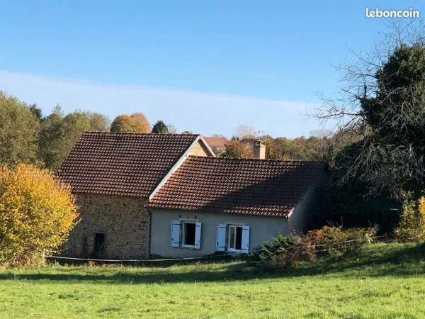 Fermette Rénovée avec Dépendances et 2 hectares