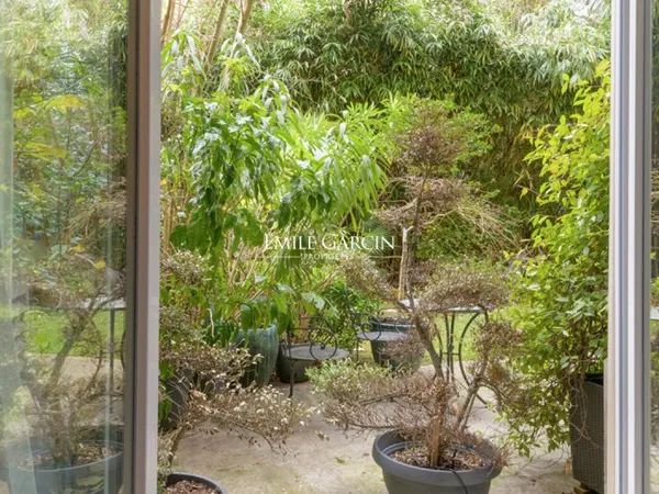 À Vendre- Appartement - 92200 - Neuilly-Sur-Seine - 110 m2 - Jardin - 200m2 - 2 /3 chambres