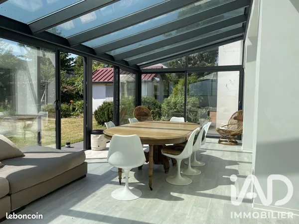 Maison familiale 5 pièces 145 m²