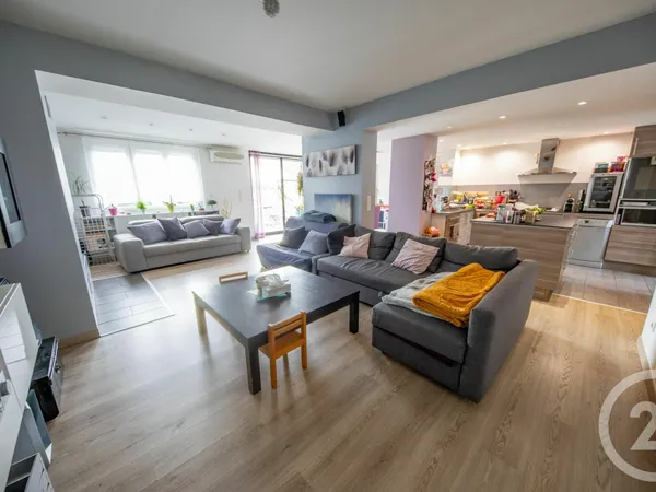 Maison 6 pièces 107 m²