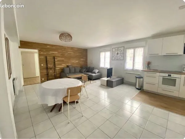 Location T2 60m2 centre ville de Bayeux