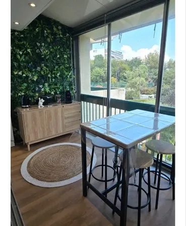Studio location jusqu'à mai 2027 charges inclus