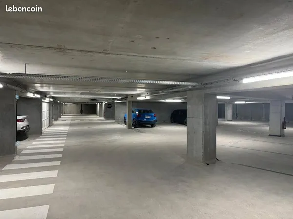 Parking privatif en intérieur (secteur Gares)