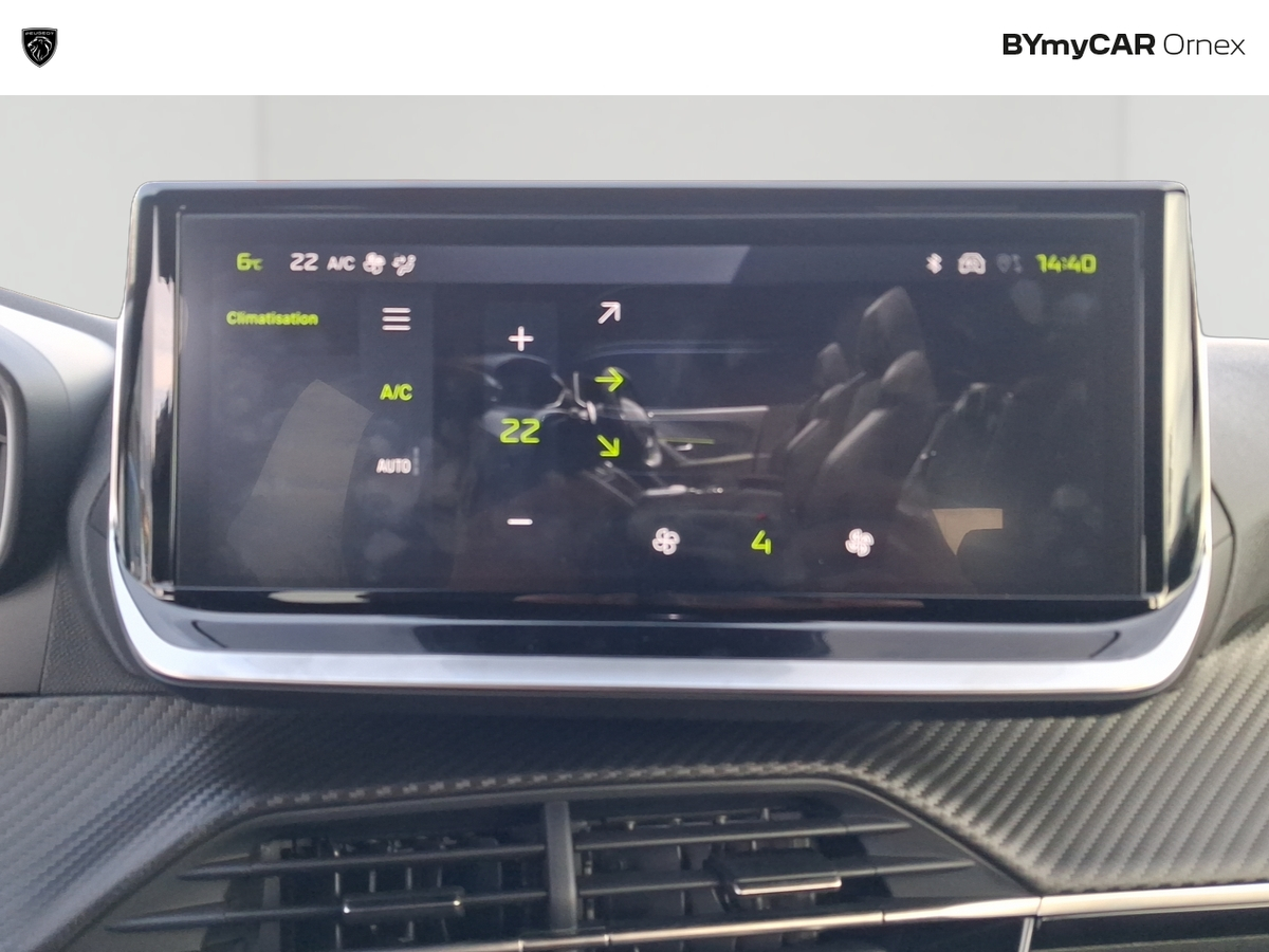 Peugeot 2008 Hybrid 145 e-DCS6 — photo 22
