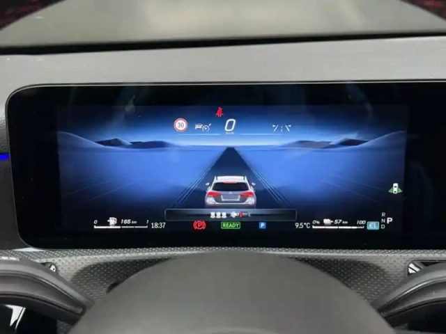 Mercedes Classe A 250 e hybrid eq amg line — photo 60