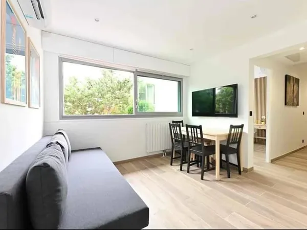Local commercial 165 m²