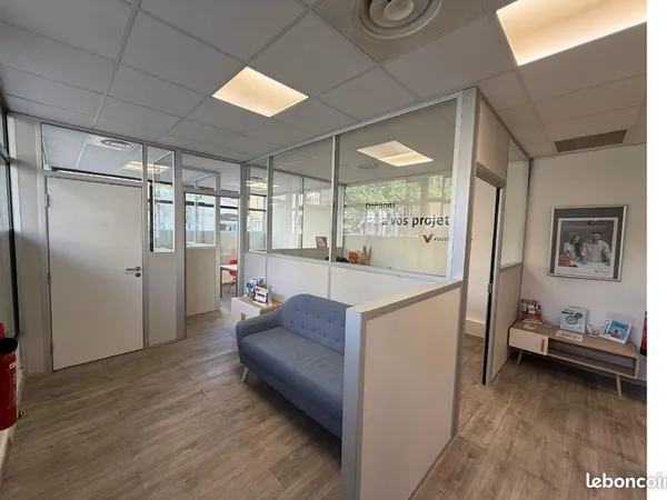 Local Commercial Bureaux