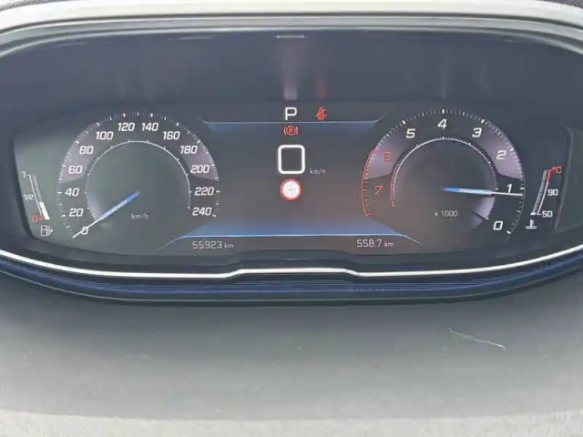 Peugeot 3008 puretech 130ch s&amp;s eat8 — photo 10