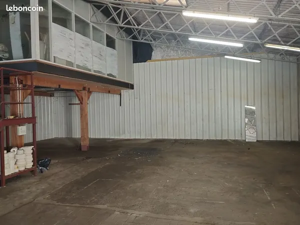 Grand espace atelier à partager