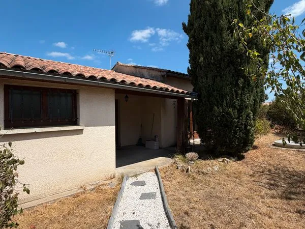 Maison de plain-pied, 3 chambres, jardin et garage - Camblanes-et-Meynac