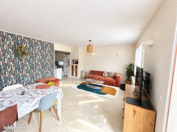 Maison 6 pièces non mitoyenne au Clos à Vélizy