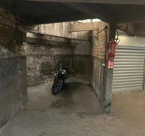 Parking 75017 Paris