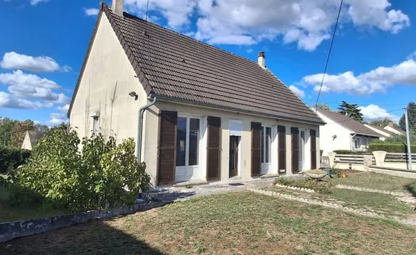 Maison à vendre à Vaumoise -plain pied- avec travaux