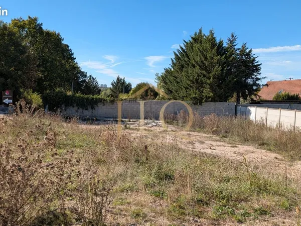 Terrain 925 m² Cherisy