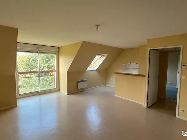 Appartement T2 lumineux avec garage - Rue de Rennes à Liffré