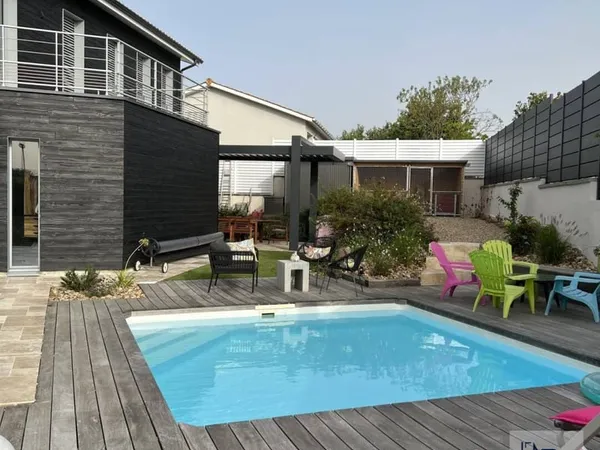 Maison 6 pièces 185 m²