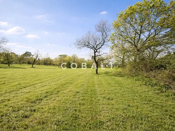 Terrain constructible - environnement calme