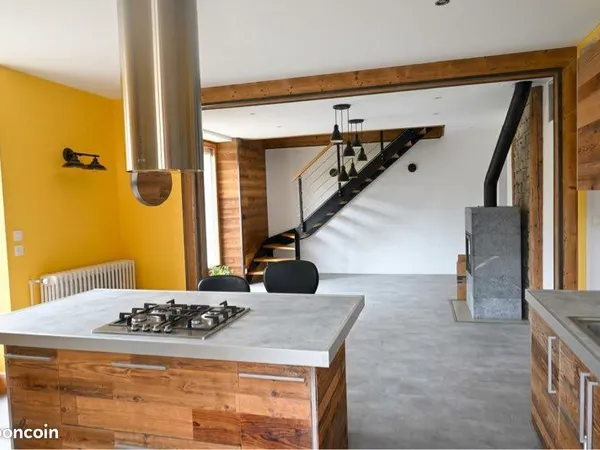 Appartement 135 m² avec garage et jardin